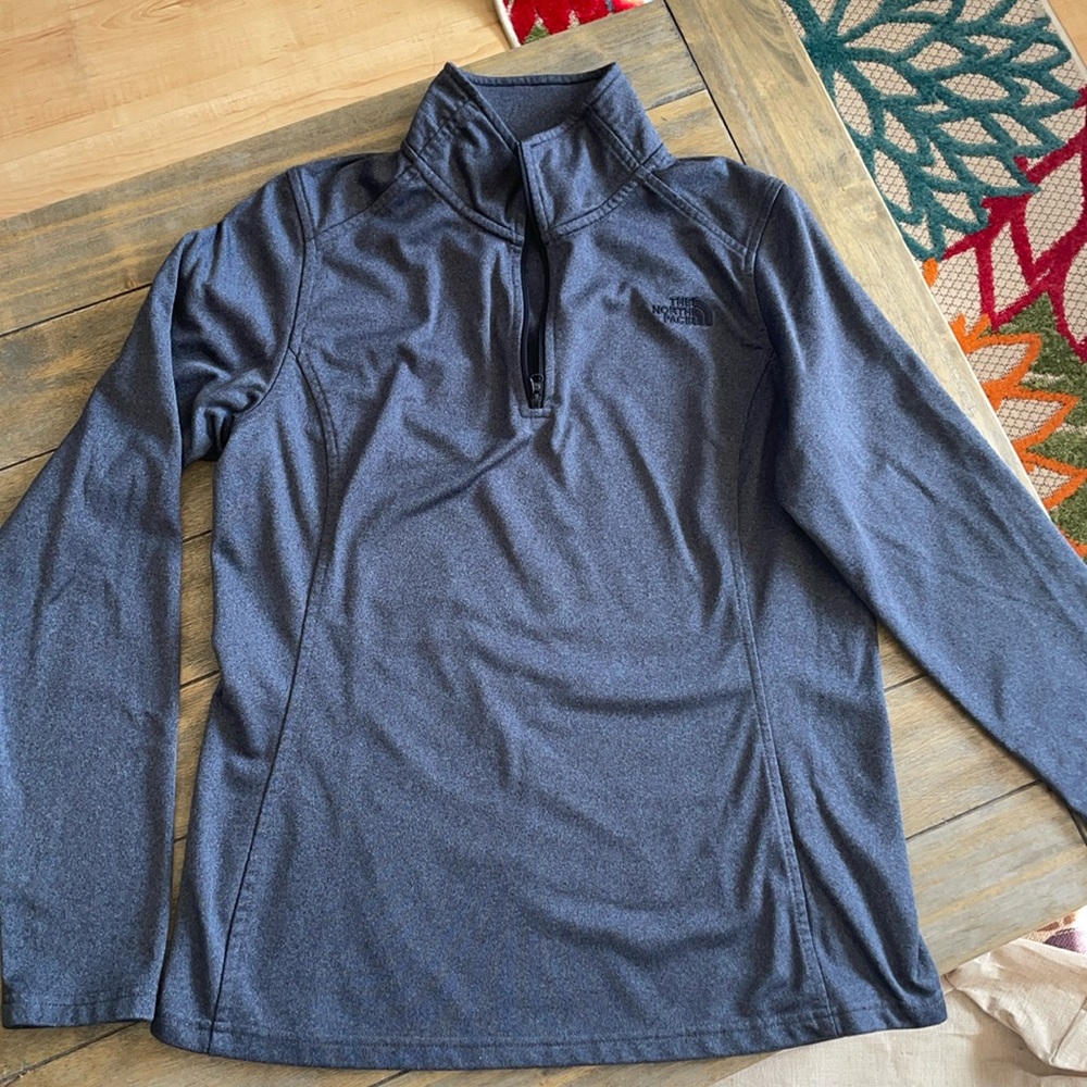 Women’s microfleece quarter zip top sz M